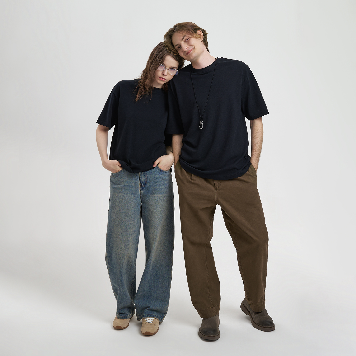 Футболка унисекс премиум AURA, 100% хлопок 200гр. черный, размер XL/2XL