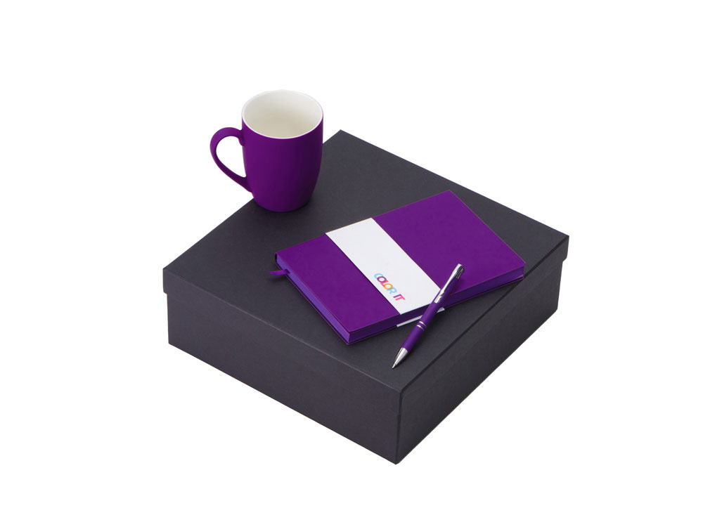 фиолетовый