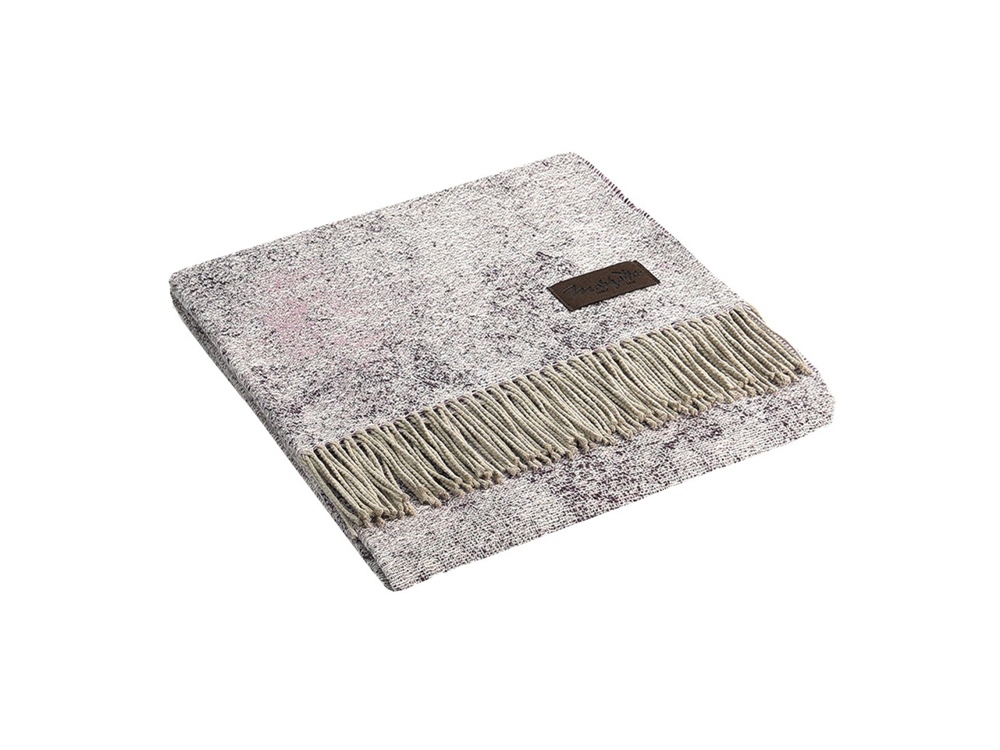 фиолетовый