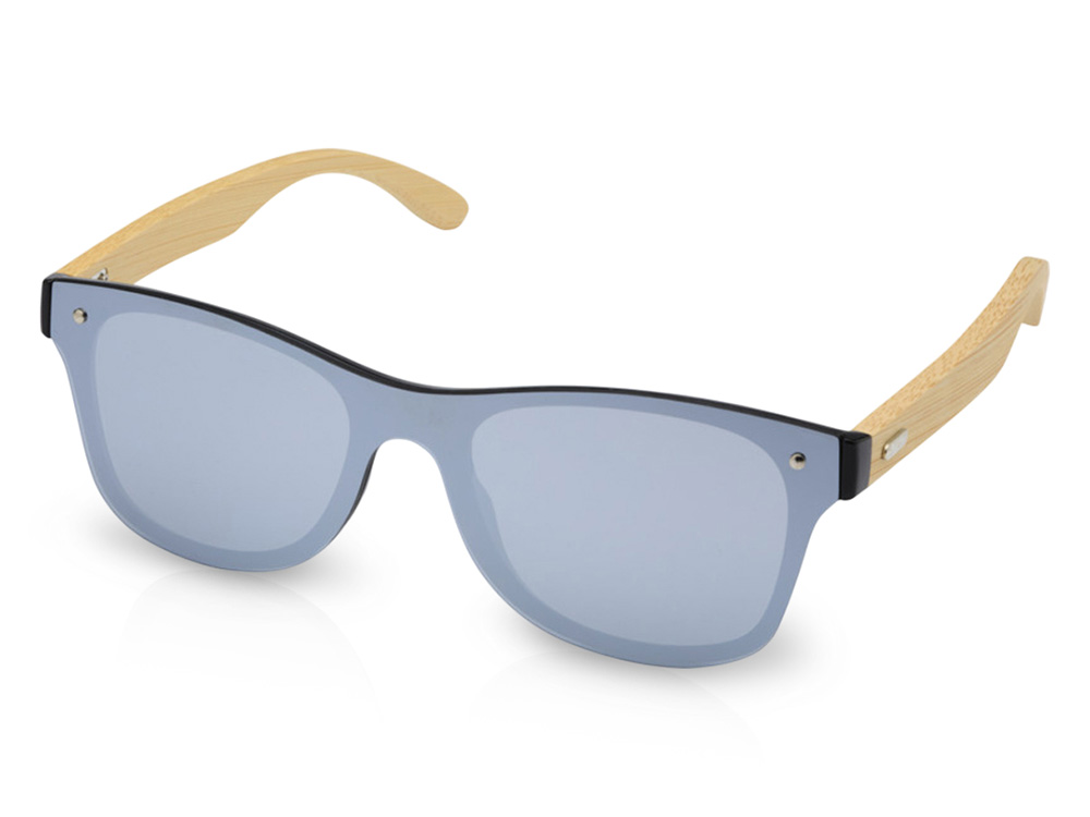 серебристый